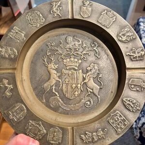 Decorative Crest Plate in Antique Gold Finish